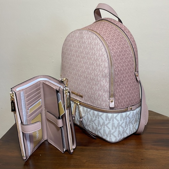 2pc Michael Kors MK backpack double zip phone wallet wristlet - Picture 2 of 9